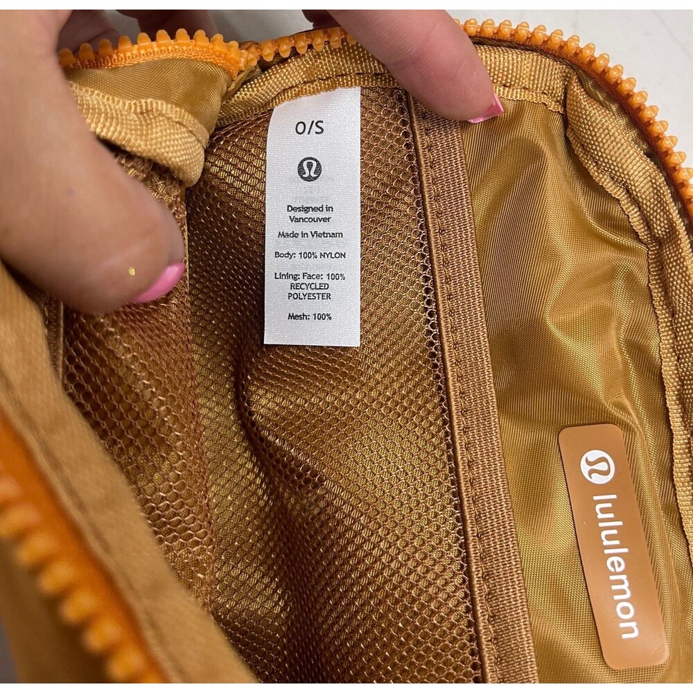 Lululemon Everywhere Belt Bag 1L Brown NWT - Picture 6 of 6